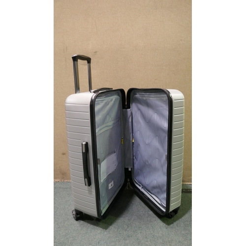 3335 - Delsey Luggage 2 PieceTrunk Set, Original RRP £119.99 + VAT (323-117) *This lot is subject to VAT