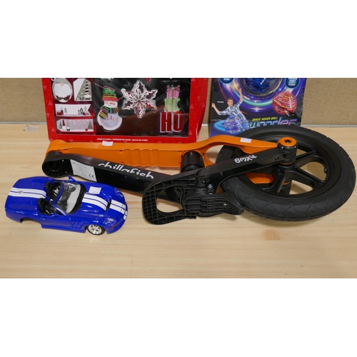 3227 - Chillafish Balance Bike - Incomplete, Maisto 1:18 Car, Wonder Sphere Spinner Ball, Ks Gift Tags   (3... 