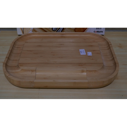 3230 - Bamboo Cheese Board - No Tools (323-363) *This lot is subject to VAT