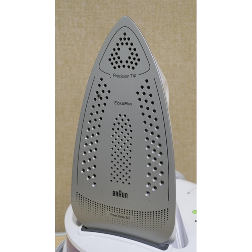 3242 - Braun Carestyle Compact Steam Gen Iron - Model Is2044, Original RRP £99.91 + VAT (323-142) *This lot... 