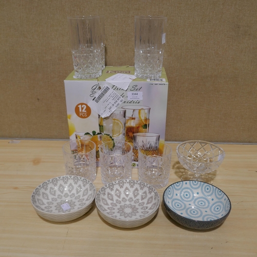 3344 - 3x Signature Ramen Bowls, Glass Drink Set (323-426,447) *This lot is subject to VAT