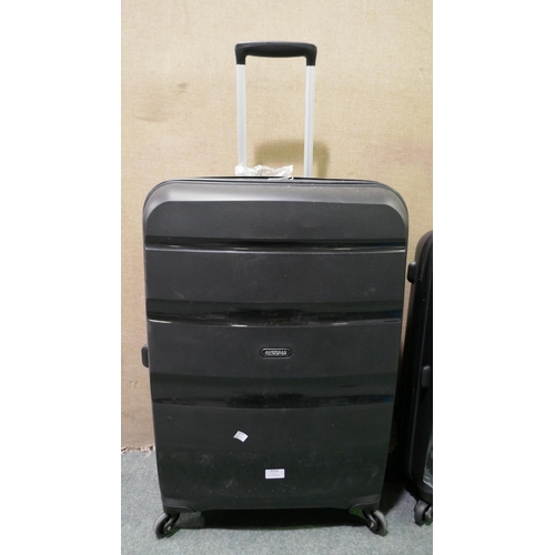 3374 - American Tourister Bon Air 3 piece Black Luggage Set, Original RRP £120.83 + VAT (323-105) *This lot... 