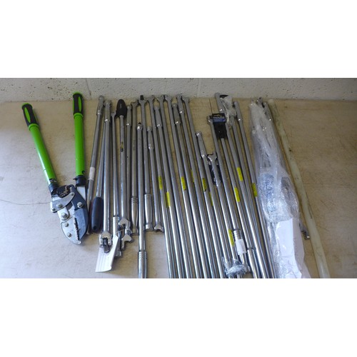 2348 - A quantity of Clarke breaker swivel bars (8057) * this lot is sold as scrap + VAT*