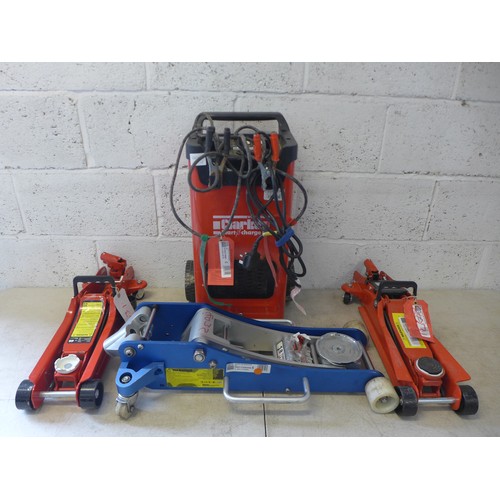 2351 - A Clarke Start N Charge WBC180 24v/121v heavy duty battery charger and three assorted trolley jacks ... 