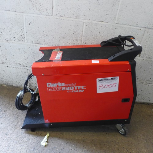 2354 - A Clarke Weld MIG 230 tec turbo MIG welder (8005) * this lot is sold as scrap + VAT*