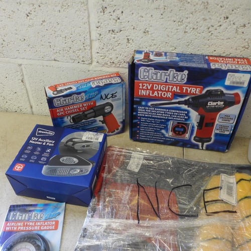 2366 - A box of Clarke return items including-  a Clarke 12v digital Tyre infiltrator, a Clarke air hammer ... 