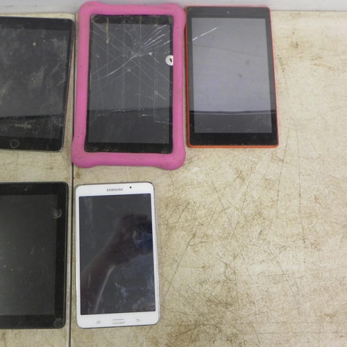 2090 - 5 tablets including a Samsung tab, 2 Apple iPads and 3 Amazon Fire tablets - all sold as found