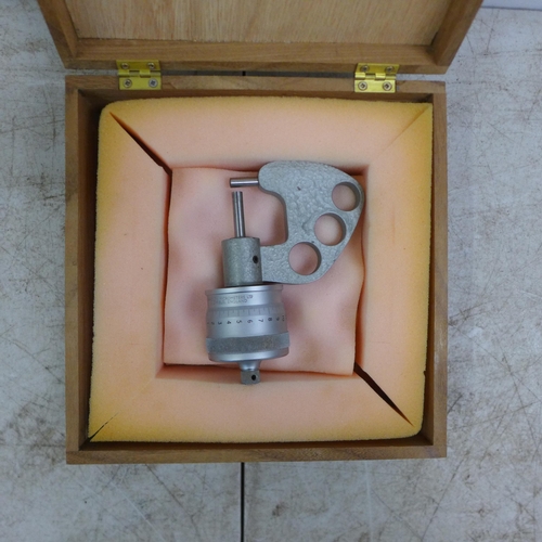 2092 - A Shardlow micrometer with direct beading to 0.001mm - boxed