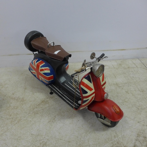 2093 - A collection of various tin plate model cars and motorbikes