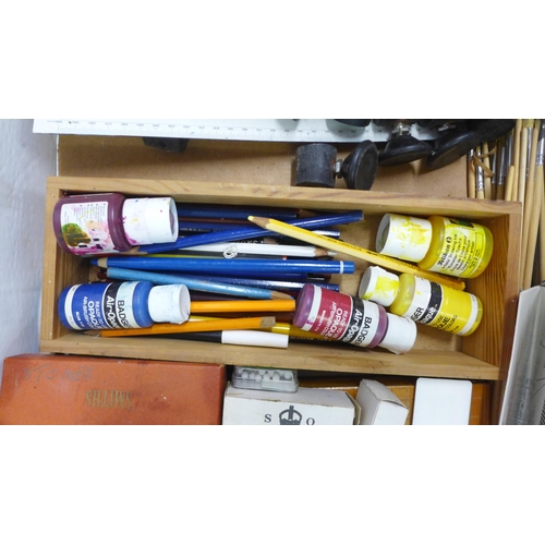 2071 - A box of assorted art supply's including mostly coloured inks and paint brushes