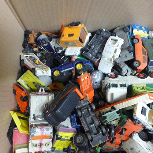 2081 - A large quantity of various die-cast model cars