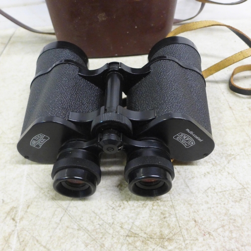 2082 - A pair of Carl Zeiss Jena 10 x 50 binoculars and leather case