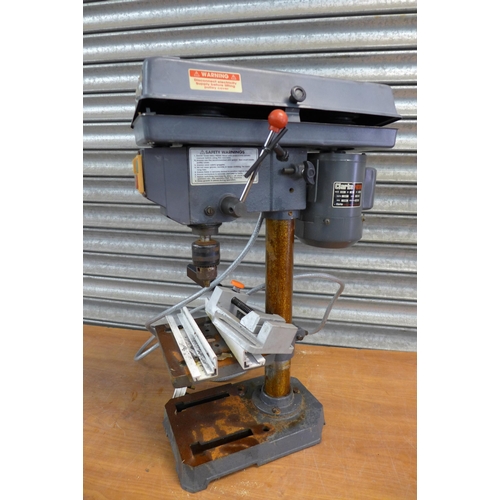 2241 - A Clarke Metal Worker CDP101B, 230V, 245W drill press and a small machine vice