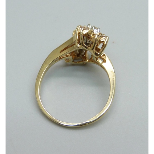 1045 - An 18ct gold and diamond ring, 4.4g, Q