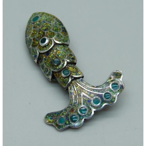 1047 - A sterling silver Mexican Taxco fish brooch with enamelled decoration and articulated body, circa 19... 