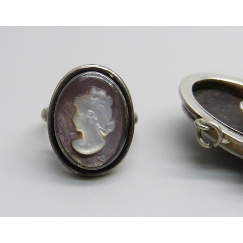 1054 - A silver cameo bracelet, ring, brooch and earrings