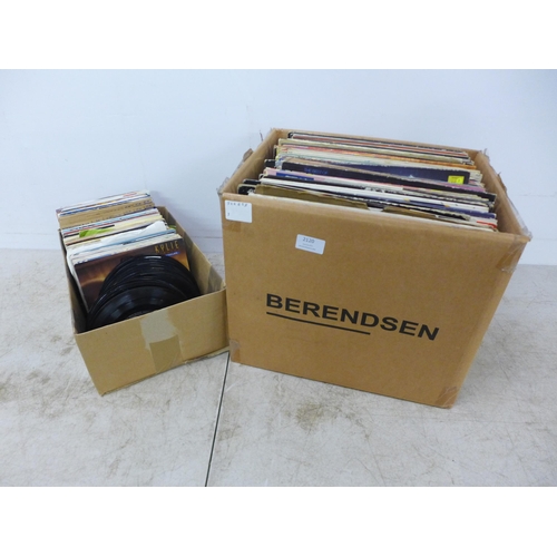 2119 - A quantity of approx 70 assorted 78rpm records stored in an aluminium case