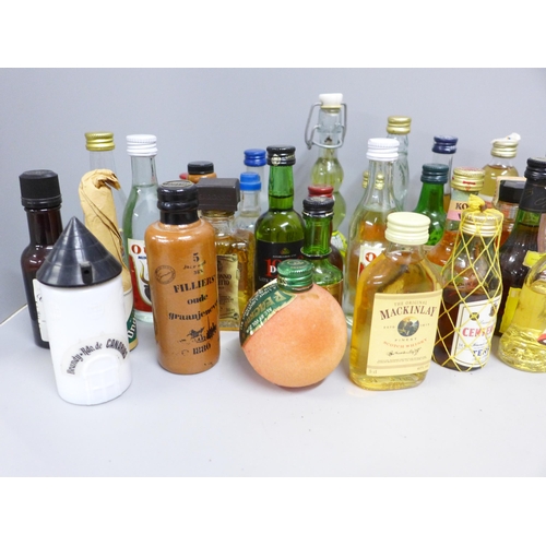 1154 - A collection of alcohol miniatures including a set of Porto wine 1994 **PLEASE NOTE THIS LOT IS NOT ... 