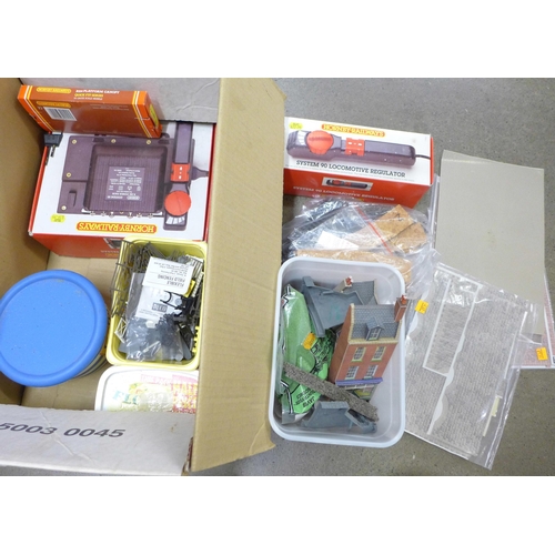 1159 - A box of mixed model rail accessories, System 90 loco regulator, buildings, track accessories, etc. ... 