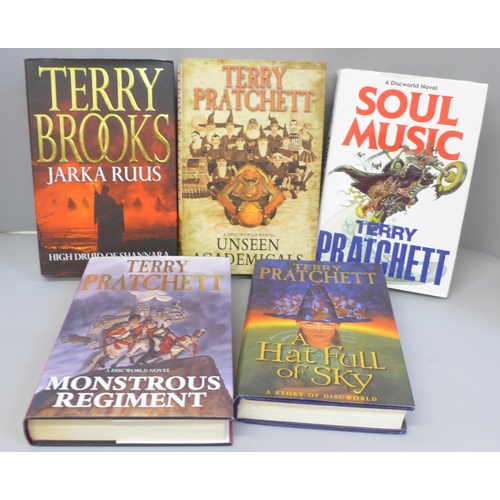775 - Four hardback first edition Discworld novels by Terry Pratchett and one by Terry Brooks - Soul Music... 