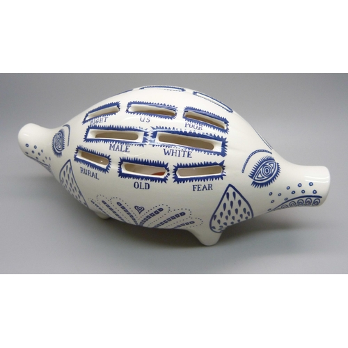 862 - A Grayson Perry ceramic pig money bank in a Serpentine Galleries box