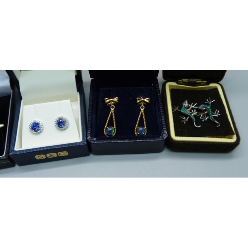 875 - Four pairs of silver earrings including enamelled butterflies, lizards and opal set