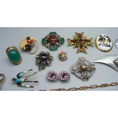 890 - A collection of costume jewellery together with three silver rings, a pair of silver earrings and a ... 