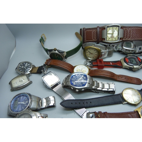 922 - A collection of wristwatches, a/f, some lacking case backs