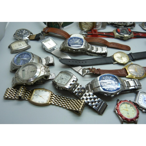 922 - A collection of wristwatches, a/f, some lacking case backs