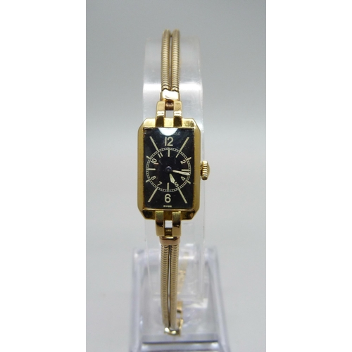 949 - A lady's 18ct gold cased LeCoultre Art Deco wristwatch on a 9ct gold bracelet strap, the case hallma... 