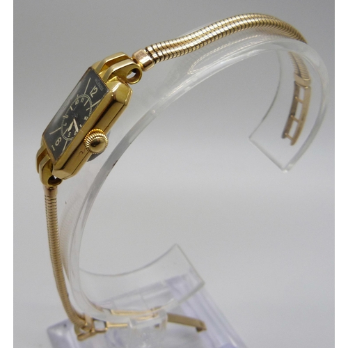 949 - A lady's 18ct gold cased LeCoultre Art Deco wristwatch on a 9ct gold bracelet strap, the case hallma... 