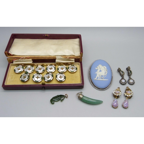 950 - A set of six enamelled and mother of pearl buttons with matching cufflinks, a pair of opal earrings,... 