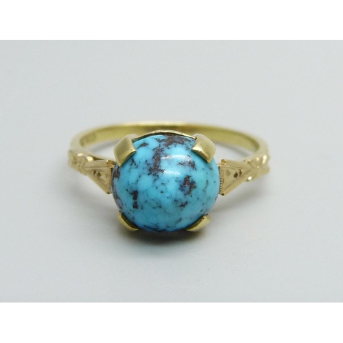 988 - An 18ct gold and turquoise ring, 3.6g, P