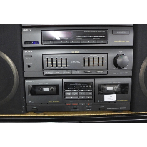 2133 - A Sony XO-D501 remote controlled compact hi-fi stereo system including a PS-LX40P automatic stereo t... 
