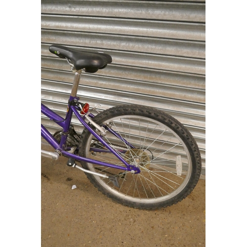 2163 - A Raleigh Krush 18 speed girls bike
