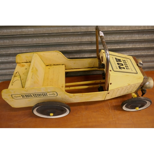 2166 - 1938 24 hour recovery tow truck pedal car