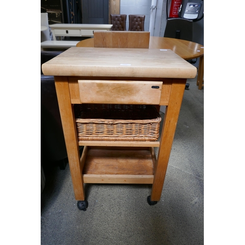 1563 - A beech kitchen workstation