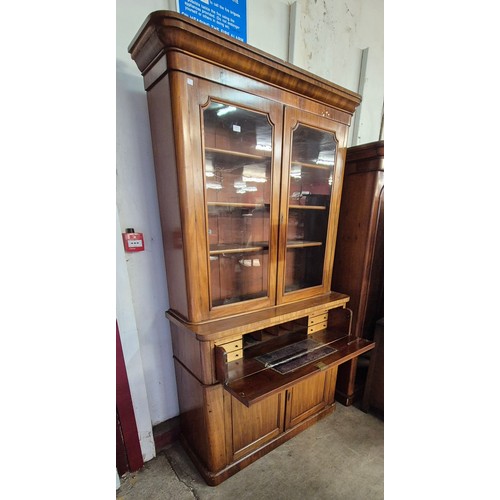 282C - A Victorian mahogany secretarie bookcase