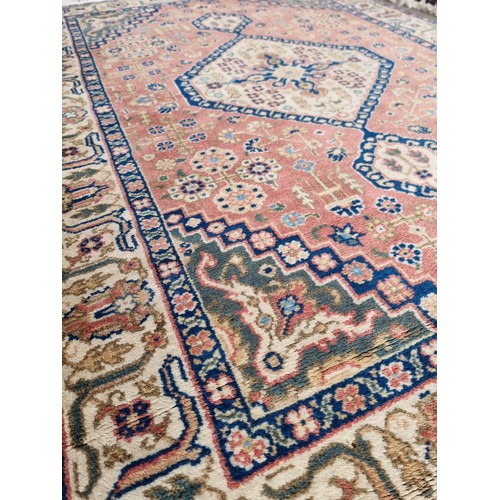 224 - Three assorted rugs (140x97cm, 200x123cm & 165x94cm)