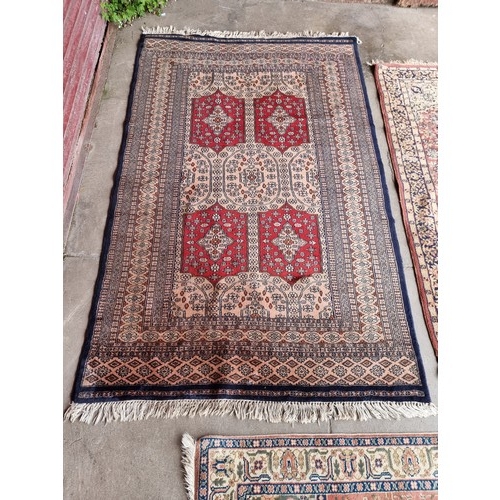 224 - Three assorted rugs (140x97cm, 200x123cm & 165x94cm)