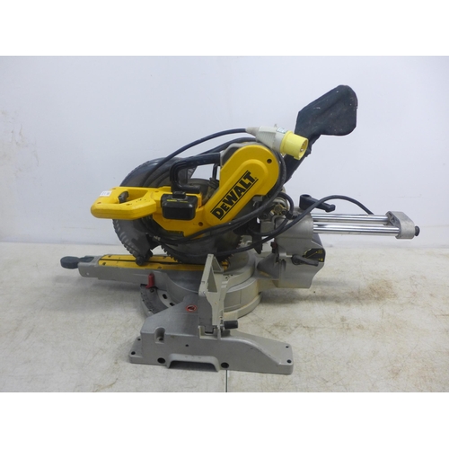 2006 - A Dewalt DW717 XPS-LX 115V Type-3 sliding 250mm mitre saw