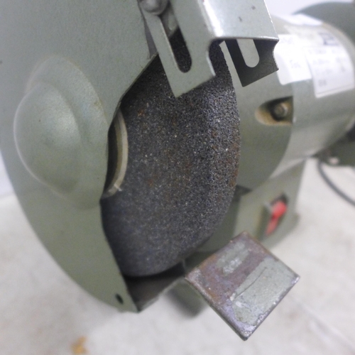 2012 - A Sist-150 2850 rpm 240v double ended bench grinder