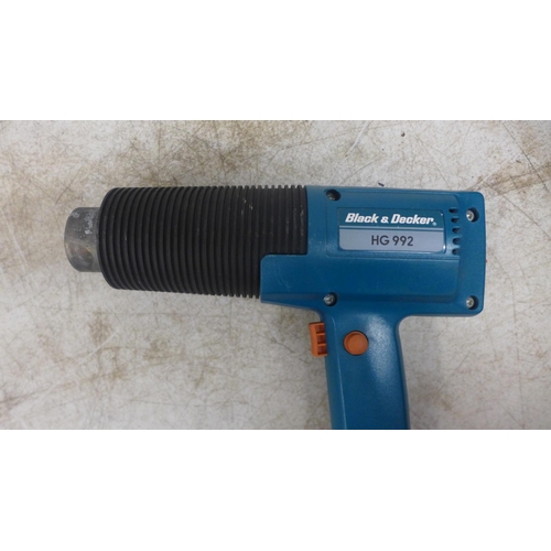 2035 - A Black and Decker HG992K heat gun with extra nozzles and stand