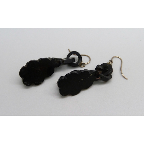 1012 - A pair of Whitby jet earrings