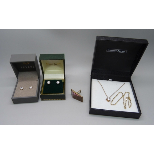 1024 - A 9ct gold bracelet, a 9ct gold stone set pendant and chain, two pairs of 9ct gold earrings and a pa... 