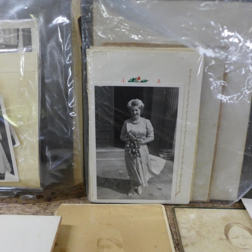 1088 - Victorian and later photographs including cabinet cards **PLEASE NOTE THIS LOT IS NOT ELIGIBLE FOR I... 