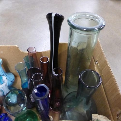 1138 - A collection of glass vases **PLEASE NOTE THIS LOT IS NOT ELIGIBLE FOR IN-HOUSE POSTING AND PACKING*... 