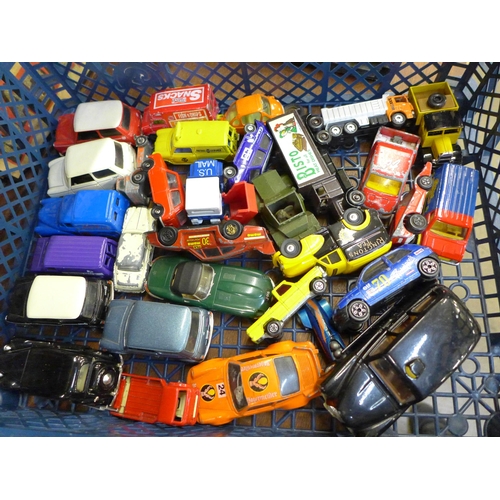 670 - Die-cast model vehicles, including Heinkel and Mini Cooper