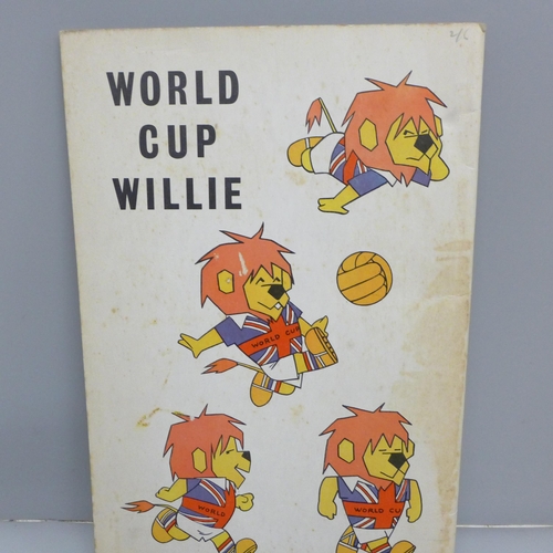 691 - Football 1966 World Cup, including wallet & portable desk (given to referees & linesmen); unused Wil... 
