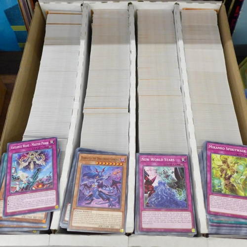 692 - Approximately 3600 Yu-Gi-Oh! cards - 1st edition